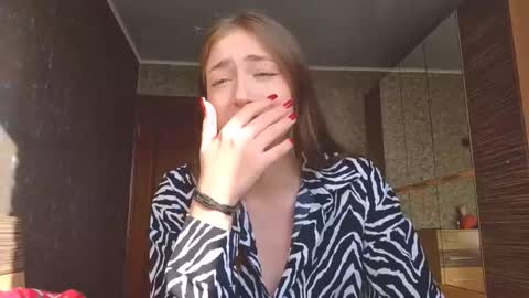 Adel online show from January 17, 7:35 am