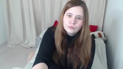 adelinalawson online show from March 4, 5:45 pm