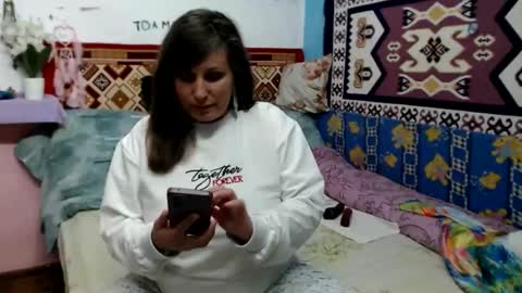 adelinemilf online show from April 10, 12:32 pm