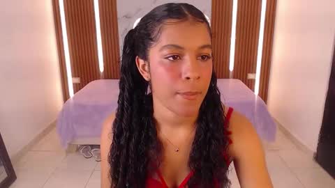 Adhara Hills online show from March 3, 12:33 pm