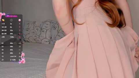 Snapshot of adelins_peach chatting on December 17, 10:32 am adelins_peach online show from December 17, 10:32 am