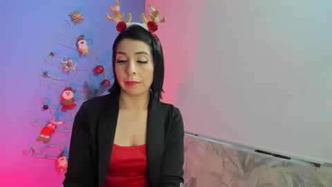 Adelle online show from December 29, 11:18 am