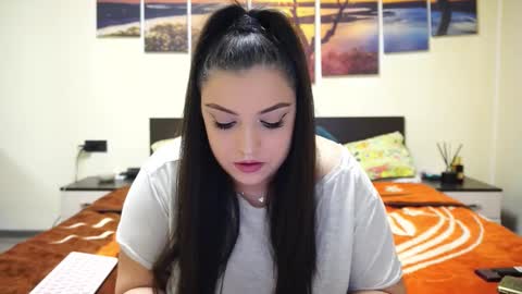 Adellineee online show from February 13, 10:33 pm