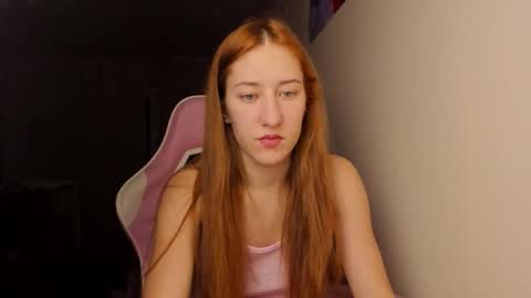 Snapshot of adellqueen chatting on December 14, 10:47 pm Adell online show from December 14, 10:47 pm