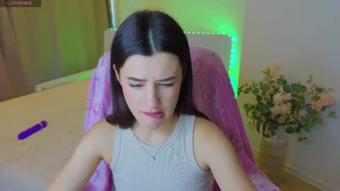 Adellyy online show from July 18, 11:36 am