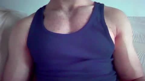 Snapshot of adem1ek chatting on November 6, 10:27 am adem1ek online show from November 6, 10:27 am