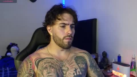 Snapshot of ades_lowe chatting on March 9, 4:55 pm Ades online show from March 9, 4:55 pm