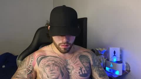 Ades online show from April 3, 8:56 am