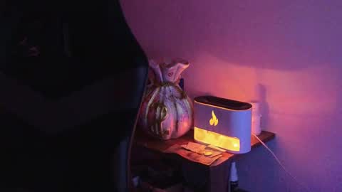 Ades online show from April 28, 4:39 am