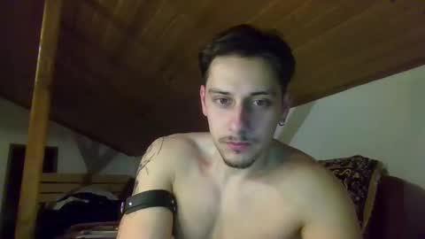 Snapshot of adi151943 chatting on March 31, 6:52 pm JayHunter online show from March 31, 6:52 pm