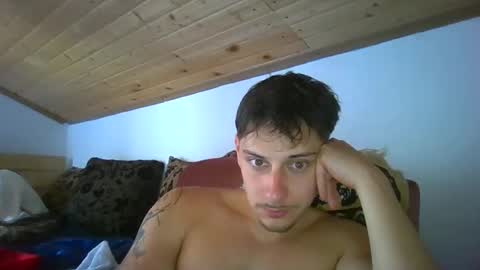 Snapshot of adi151943 chatting on June 5, 10:32 am JayHunter online show from June 5, 10:32 am