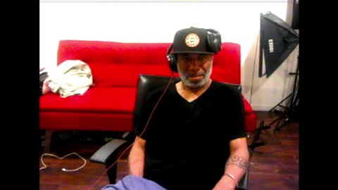 Snapshot of adick_ting chatting on December 27, 7:08 am adick_ting online show from December 27, 7:08 am