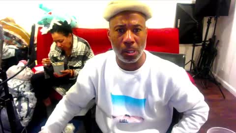 Snapshot of adick_ting chatting on December 29, 2:52 pm adick_ting online show from December 29, 2:52 pm