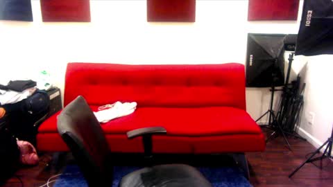 Snapshot of adick_ting chatting on January 13, 2:21 pm adick_ting online show from January 13, 2:21 pm