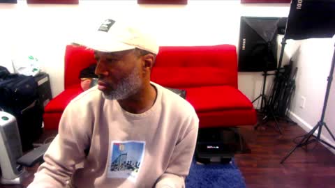 Snapshot of adick_ting chatting on January 25, 10:07 pm adick_ting online show from January 25, 10:07 pm