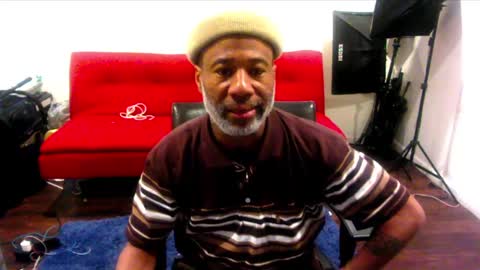 Snapshot of adick_ting chatting on February 24, 2:40 am adick_ting online show from February 24, 2:40 am