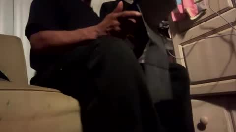 Snapshot of adick_ting chatting on September 9, 5:29 am adick_ting online show from September 9, 5:29 am