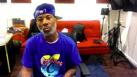 Snapshot of adick_ting chatting on October 26, 11:53 pm adick_ting online show from October 26, 11:53 pm