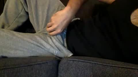 Snapshot of adipoli710 chatting on February 18, 3:32 pm horny kinky daddy online show from February 18, 3:32 pm