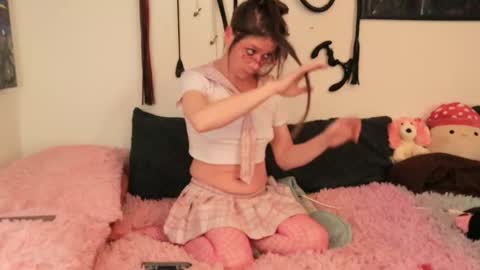 A Ditzy TGirl aka Lizzy online show from March 20, 10:25 pm