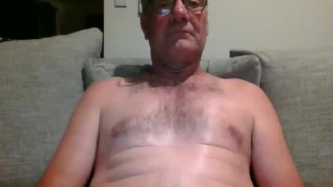 Snapshot of adjustable14 chatting on January 25, 9:57 am adjustable14 online show from January 25, 9:57 am