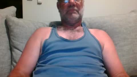 Snapshot of adjustable14 chatting on February 20, 9:00 am adjustable14 online show from February 20, 9:00 am