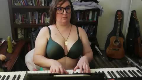 adobe_angel304 online show from November 16, 8:14 pm