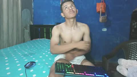 Snapshot of adonis5_ chatting on January 8, 11:40 pm Adonis online show from January 8, 11:40 pm