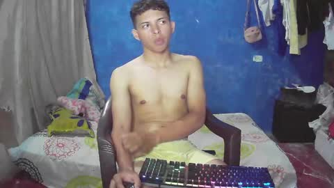 Snapshot of adonis5_ chatting on March 20, 10:47 pm Adonis online show from March 20, 10:47 pm