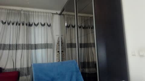 adonis_dionysos online show from January 28, 10:45 am