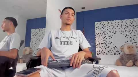 Snapshot of adonis_wb chatting on September 8, 9:58 pm adonis_wb online show from September 8, 9:58 pm