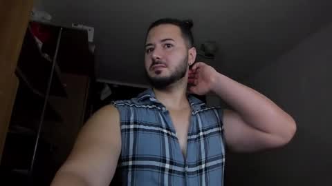 Snapshot of adonislovely chatting on October 18, 2:36 am Adonis Steel online show from October 18, 2:36 am