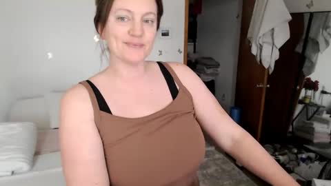 adorable22 online show from February 10, 7:51 pm