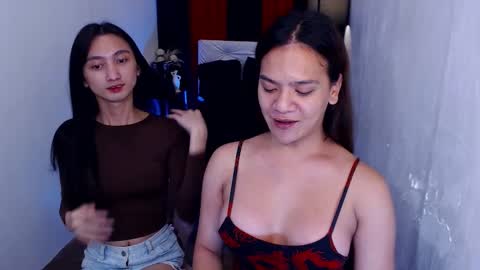 Snapshot of adorable_andrea chatting on December 15, 10:58 pm adorable_andrea online show from December 15, 10:58 pm