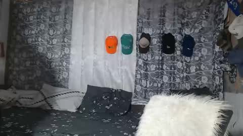 adorableasianboy online show from January 15, 9:14 am