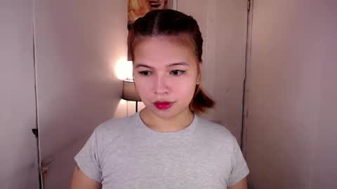 Snapshot of adorabletsforyouxx chatting on October 25, 4:09 am adorabletsforyouxx online show from October 25, 4:09 am