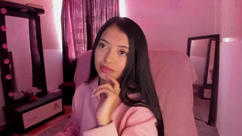 Stormi online show from January 19, 7:37 pm