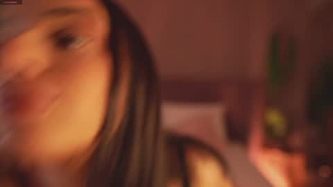 Snapshot of adoracortes chatting on November 18, 5:01 am adoracortes online show from November 18, 5:01 am