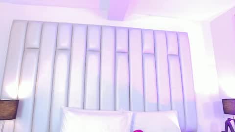 ANDREA PEREZ online show from April 14, 11:38 am