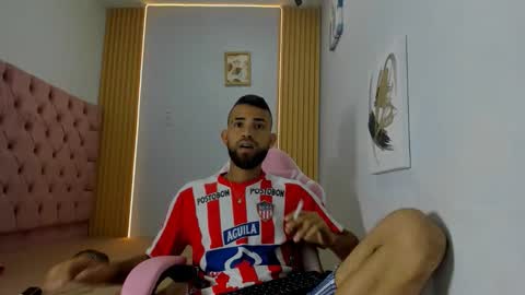 adri_sexboy229 online show from September 10, 2:11 am