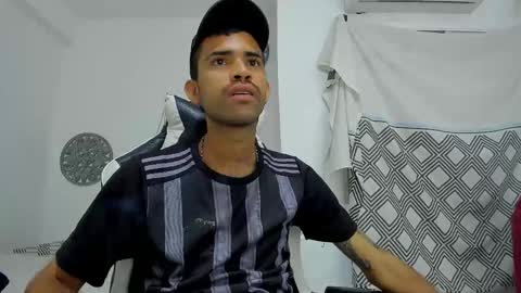 adri_sexboy229 online show from October 15, 2:01 am