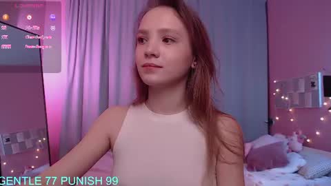 Snapshot of adria_arjona chatting on June 26, 2:38 am Eva online show from June 26, 2:38 am