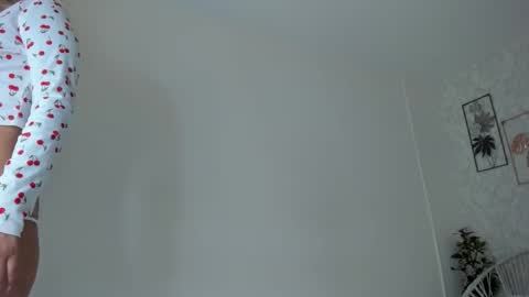 Adriana online show from November 7, 12:16 pm