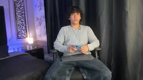 Snapshot of adrian_black86306 chatting on July 17, 3:24 am Adrian online show from July 17, 3:24 am