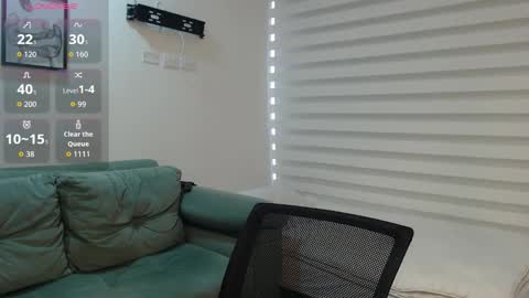 Snapshot of adrian_del_mar chatting on March 5, 4:58 pm Adrian del Mar online show from March 5, 4:58 pm