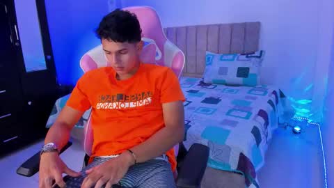 ADRIAN online show from March 5, 7:54 pm