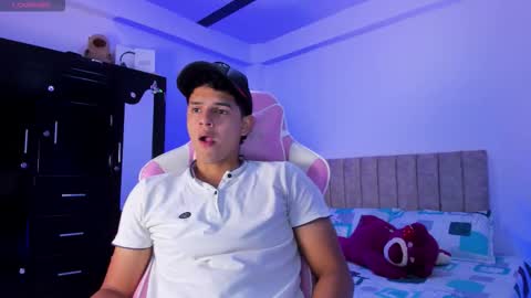 ADRIAN online show from March 13, 7:09 pm