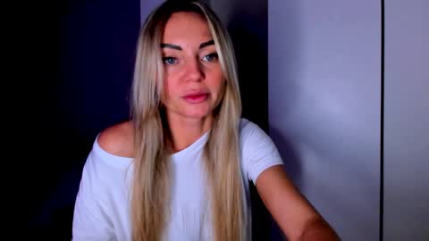 Adriana online show from January 6, 6:31 pm