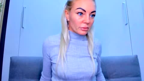 Adriana online show from October 5, 10:57 am