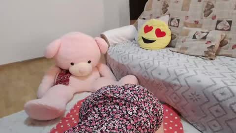 adriana online show from April 12, 10:20 am